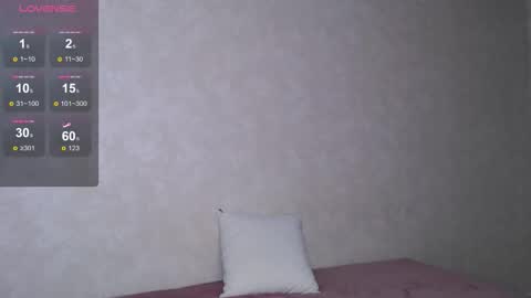 Bella online show from 09/30/25, 12:54