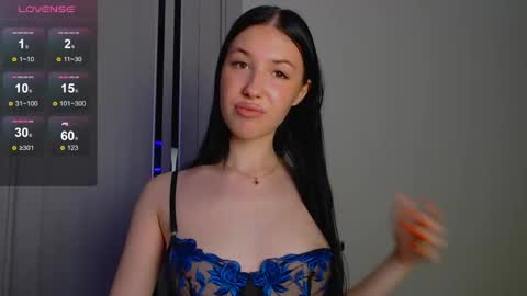 Bella online show from 05/26/26, 03:52
