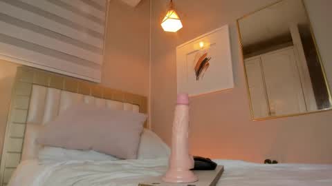 Snapshot of isabela__x chatting on 05/11/26, 04:04 isabela__x online show from 05/11/26, 04:04