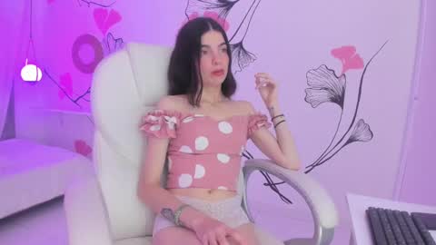 isabela_fiorelli online show from 02/03/25, 11:53