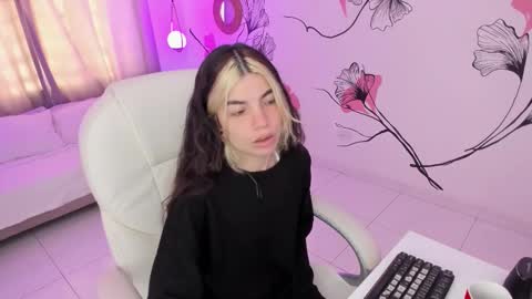 isabela_fiorelli online show from 09/28/25, 11:48