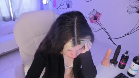 isabela_fiorelli online show from 10/16/25, 02:18