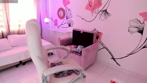 isabela_fiorelli online show from 06/11/26, 02:04