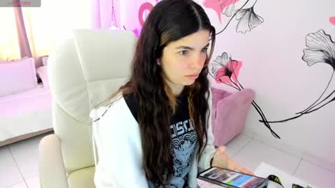 isabela_fiorelli online show from 06/13/26, 01:42