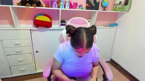  isabela online show from 12/06/24, 04:14