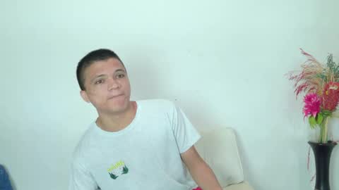 Isabella online show from 04/22/26, 02:03