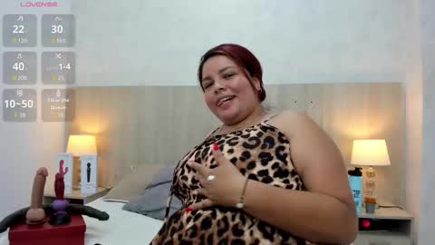 Snapshot of isabela_molina chatting on 02/27/26, 07:36 ISABELA online show from 02/27/26, 07:36