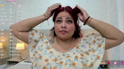 Snapshot of isabela_molina chatting on 04/01/26, 07:22 ISABELA online show from 04/01/26, 07:22