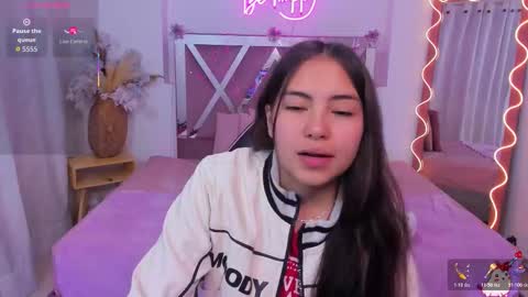 Snapshot of isabela_tay chatting on 12/04/25, 11:41 ISABELA online show from 12/04/25, 11:41