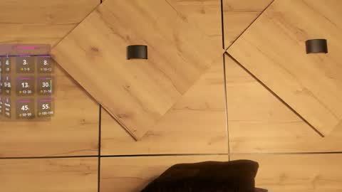  Isabela  online show from 11/30/25, 05:39