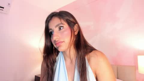 isabelastefano online show from 05/19/26, 03:02