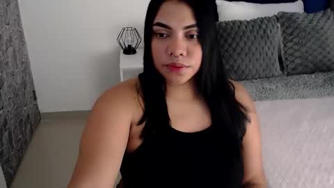 Snapshot of isabelateran chatting on 02/05/26, 06:23 isabelateran online show from 02/05/26, 06:23