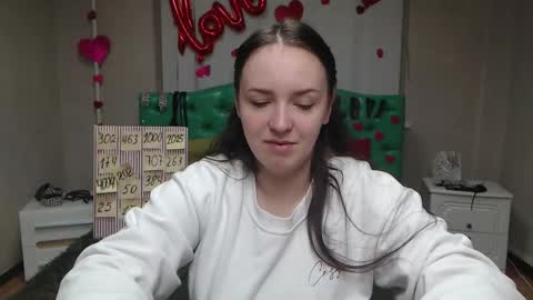 IsabelBlackberry online show from 10/04/25, 05:05