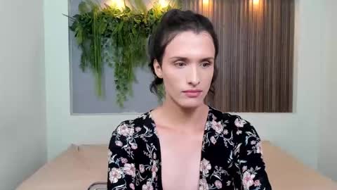 Snapshot of isabelfernandez chatting on 09/21/25, 05:20 IsabelFernandez online show from 09/21/25, 05:20