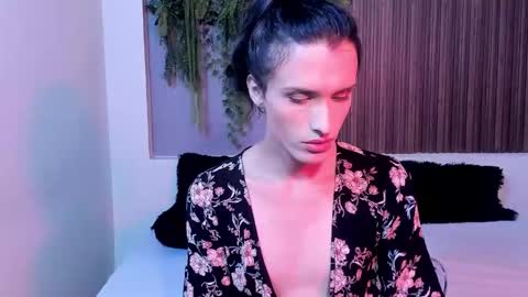 Snapshot of isabelfernandez chatting on 09/25/25, 05:55 IsabelFernandez online show from 09/25/25, 05:55