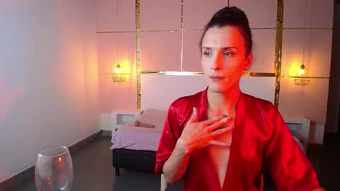 Snapshot of isabelfernandez chatting on 10/09/25, 05:16 IsabelFernandez online show from 10/09/25, 05:16