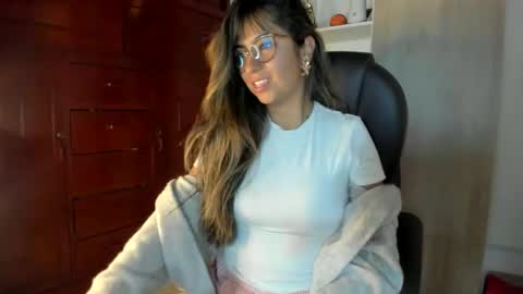 Isabella22 1 online show from 02/20/26, 06:10