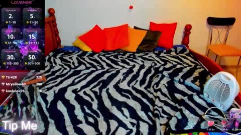 Ella online show from 11/22/25, 07:18