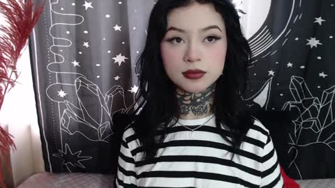Snapshot of isabella__dark chatting on 02/08/25, 08:32    online show from 02/08/25, 08:32