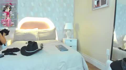Snapshot of isabella__milf chatting on 01/14/26, 07:41 isabella__milf online show from 01/14/26, 07:41