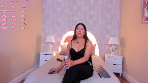 Snapshot of isabella__milf chatting on 03/28/26, 07:13 isabella__milf online show from 03/28/26, 07:13