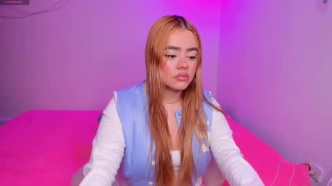 Isabella Arias online show from 01/07/25, 04:29