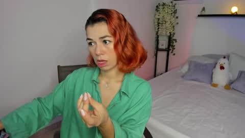 Snapshot of isabella_boyer chatting on 09/16/25, 04:19 isabella online show from 09/16/25, 04:19