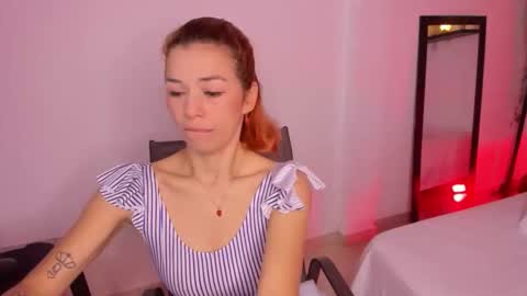 Snapshot of isabella_boyer chatting on 12/03/25, 04:49 isabella online show from 12/03/25, 04:49