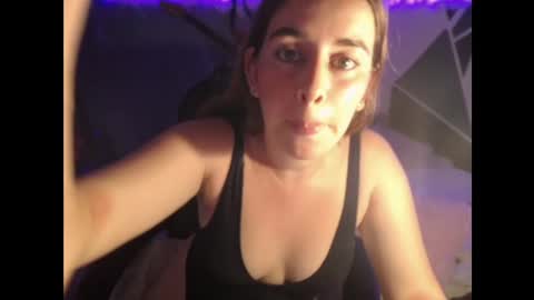 Isabella online show from 12/20/24, 01:47