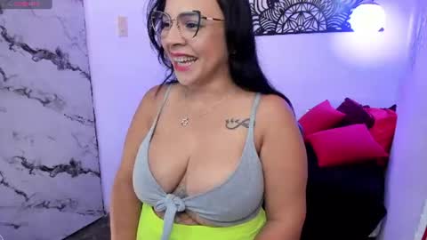 Snapshot of isabella_diprinzio chatting on 08/06/26, 10:44 Isabella Di Prinzio online show from 08/06/26, 10:44