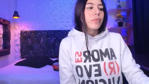 isabella dl online show from 01/09/25, 12:09