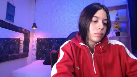 isabella dl online show from 01/18/25, 12:04