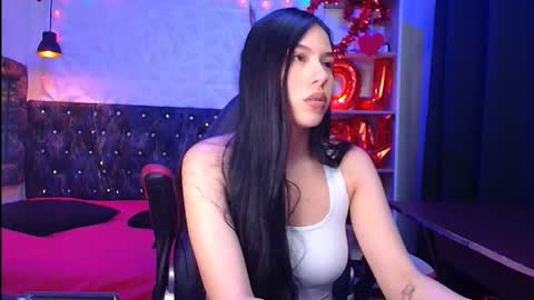 isabella dl online show from 03/09/25, 11:58