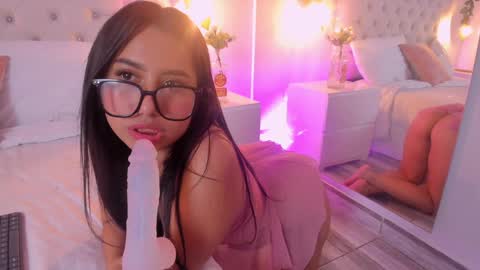   online show from 02/05/25, 10:12