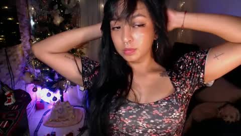 Snapshot of isabella_lambert chatting on 12/16/24, 02:36 Isabella online show from 12/16/24, 02:36