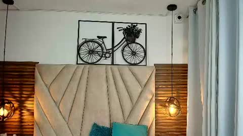 isabella_luxet online show from 07/22/26, 12:08