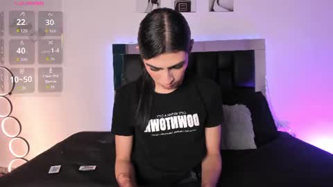 Isabella Moon9 online show from 07/10/26, 11:57
