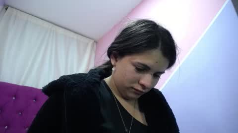 Snapshot of isabella_nice_ chatting on 10/06/25, 11:57 abby online show from 10/06/25, 11:57