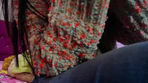 Snapshot of isabella_nice_ chatting on 10/16/25, 01:17 abby online show from 10/16/25, 01:17