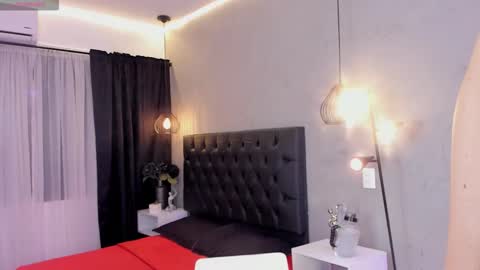 Snapshot of isabella_nowa chatting on 03/13/26, 11:50 Isabella Nowa online show from 03/13/26, 11:50