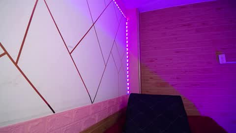 Snapshot of isabella_roseee chatting on 11/26/25, 10:16 isabella_roseee online show from 11/26/25, 10:16