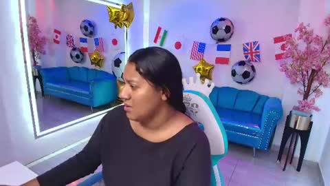 Isabella  online show from 06/16/26, 07:38