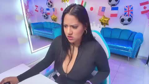 Isabella  online show from 06/24/26, 07:35