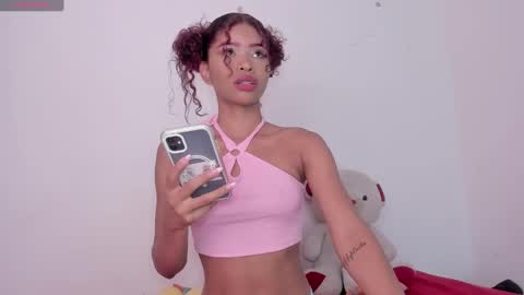 isabella online show from 01/06/25, 05:30