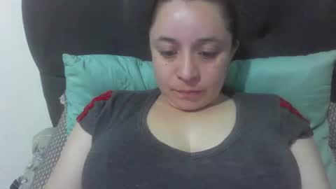 isabellaa_hills_ online show from 10/23/25, 03:11