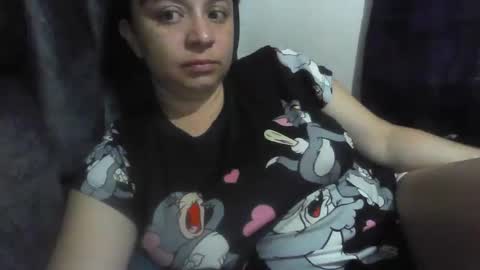 isabellaa_hills_ online show from 06/05/26, 03:51