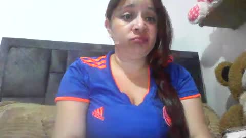 isabellaa_hills_ online show from 07/04/26, 02:29