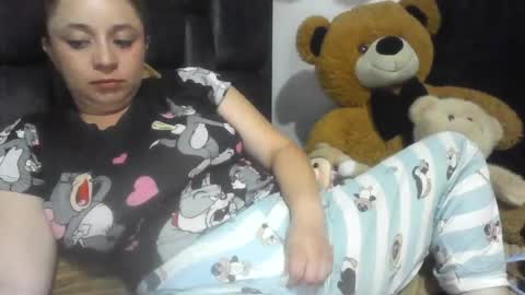 isabellaa_hills_ online show from 07/05/26, 02:40