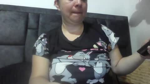 isabellaa_hills_ online show from 07/06/26, 05:15