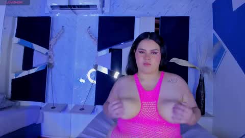 isabellabellanova online show from 09/13/25, 01:00